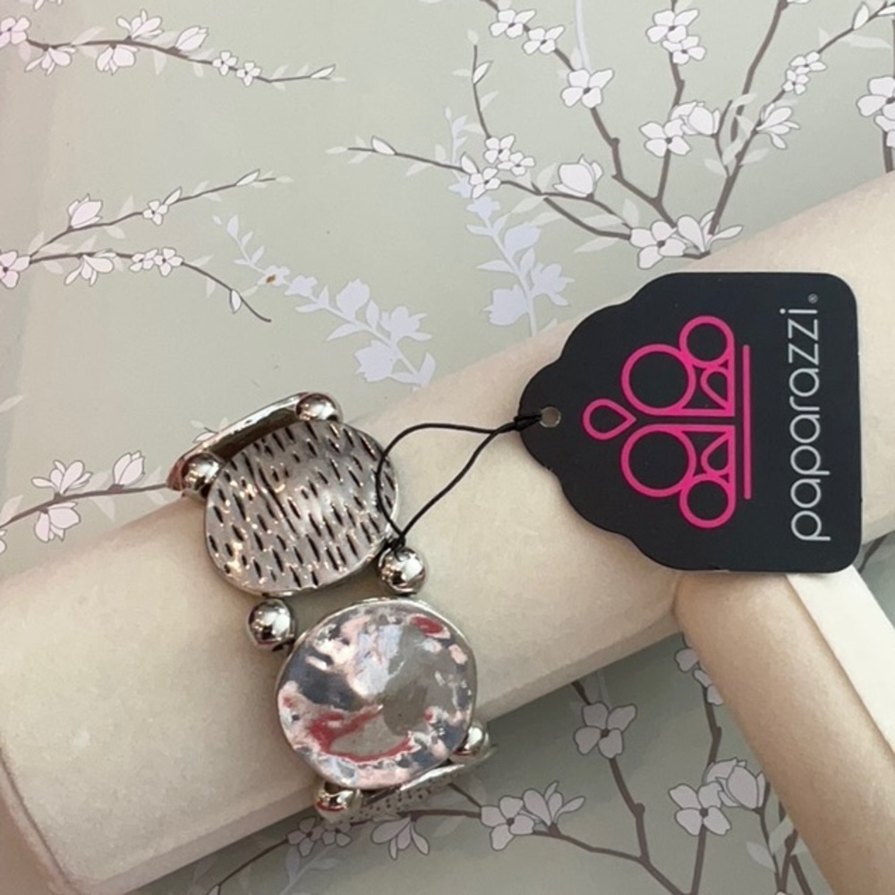 ❄️ Paparazzi | Silver Coin Bracelet with Gray Accent Bohemian Southwestern - Picture 5 of 7